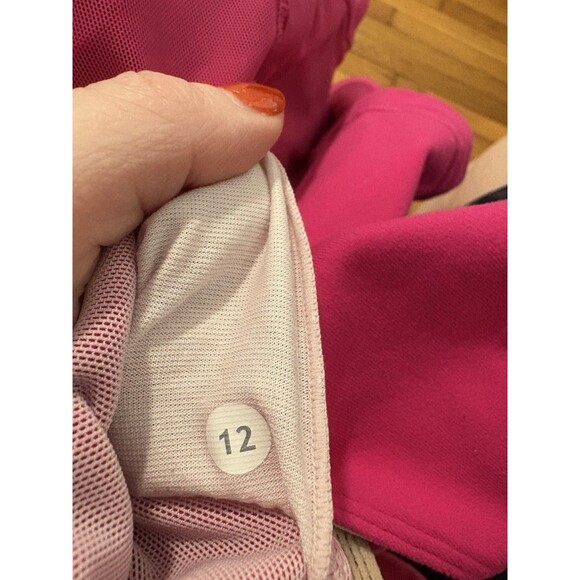 Lululemon Size 12 Deep V Neck Tank Top Pink - Picture 4 of 4